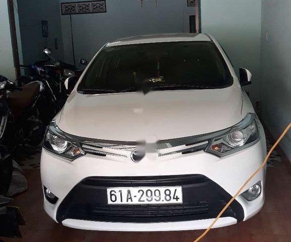 Cần bán gấp Toyota Vios sản xuất năm 2016 còn mới