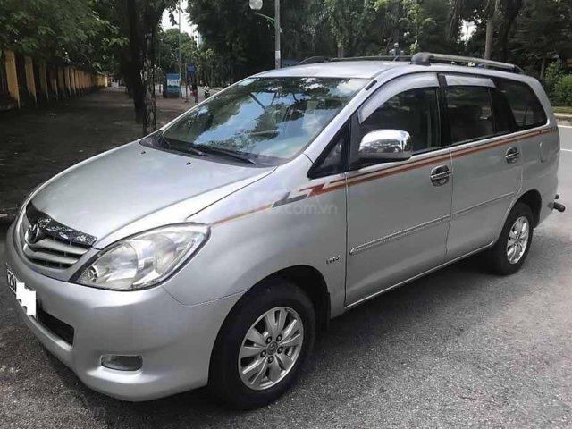 Bán xe Toyota Innova G đời 2009, màu bạc  