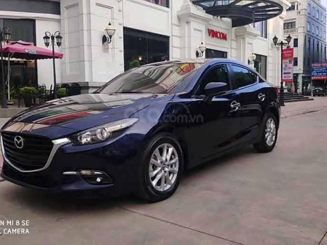 Xe Mazda 3 1.5 AT Facelift đời 2017, màu xanh lam còn mới