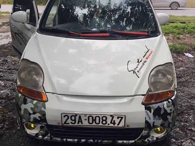 Cần bán xe Chevrolet Spark đời 2010, màu trắng  0