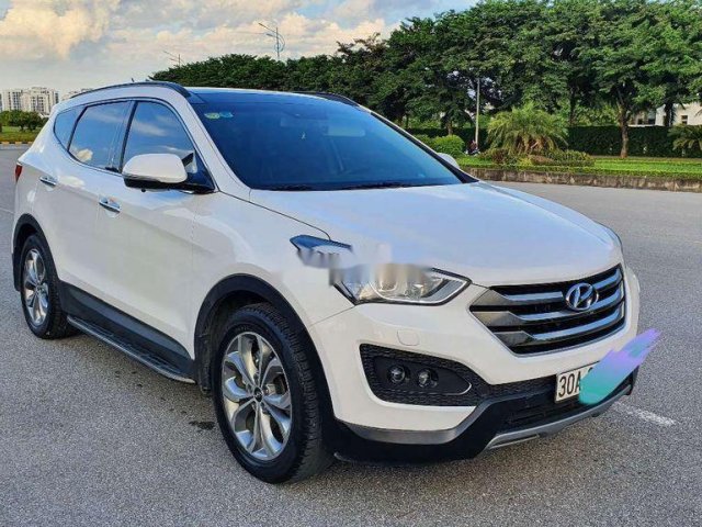 Bán xe Hyundai Santa Fe năm sản xuất 2015, chính chủ, giá 745tr