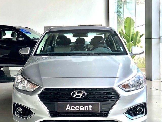 Bán Hyundai Accent đời 2020, màu bạc, nhập khẩu, mới hoàn toàn
