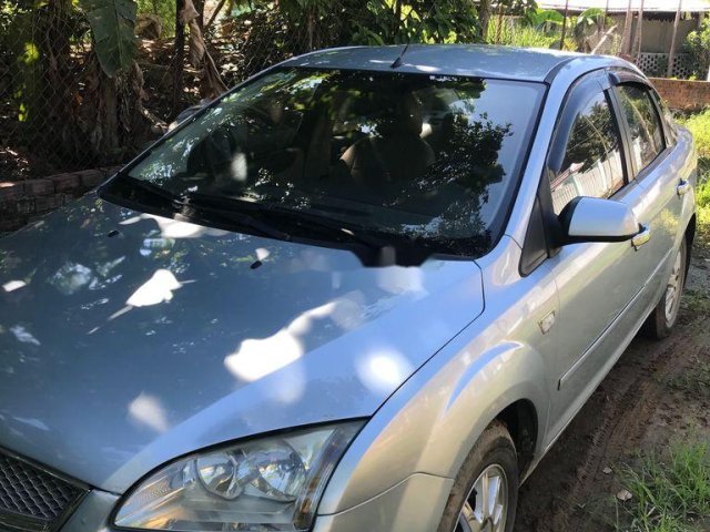 Bán Ford Focus đời 2007, màu bạc, giá tốt0