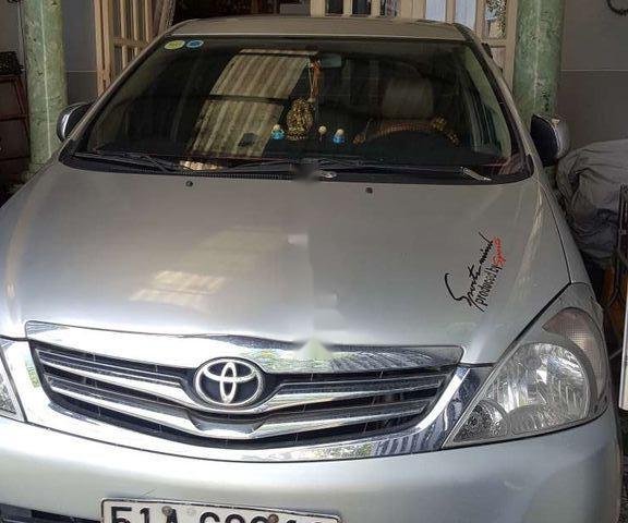 Cần bán lại xe Toyota Innova sản xuất năm 2008, màu bạc, xe nhập, 250tr