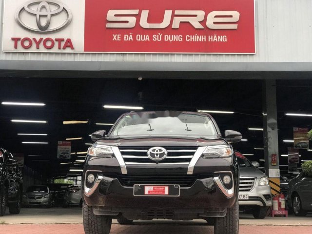 Cần bán lại xe Toyota Fortuner sản xuất năm 2019, màu nâu, số tự động0