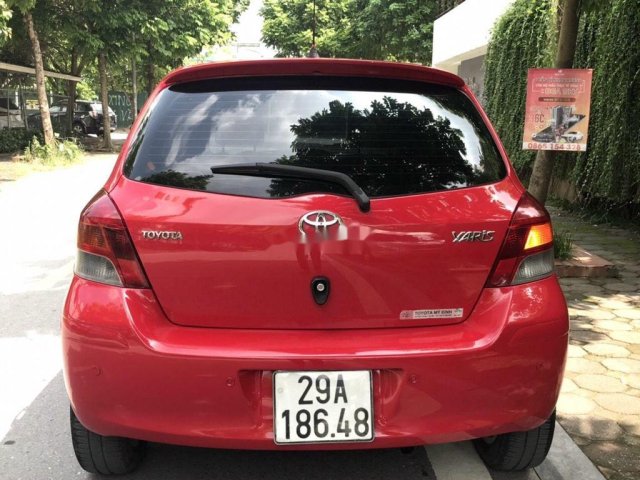 Cần bán gấp Toyota Yaris sản xuất năm 2010, nhập khẩu nguyên chiếc còn mới