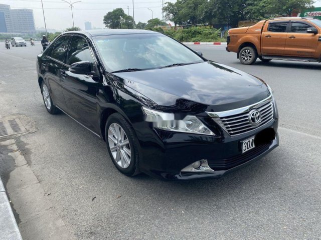 Bán xe Toyota Camry năm 2014, 695 triệu0