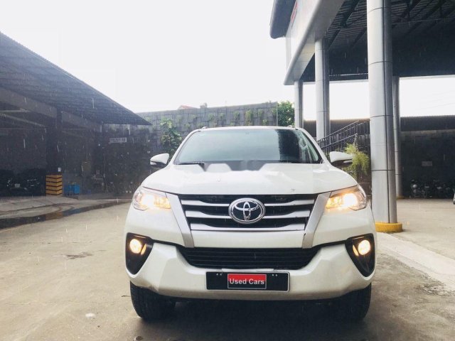 Bán ô tô Toyota Fortuner sản xuất 2017, màu trắng, xe nhập 