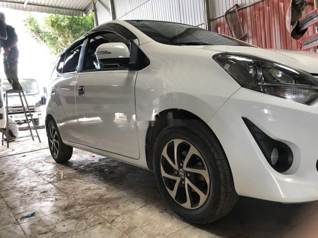 Cần bán Toyota Wigo đời 2019, màu trắng, nhập khẩu  