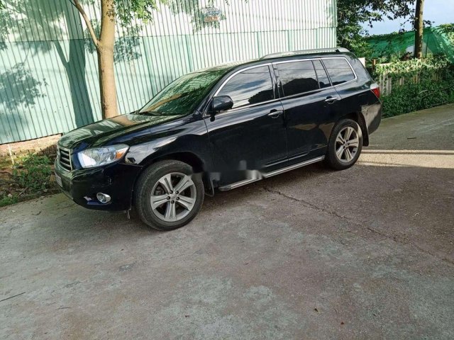 Cần bán Toyota Highlander năm 2011, màu đen, nhập khẩu nguyên chiếc