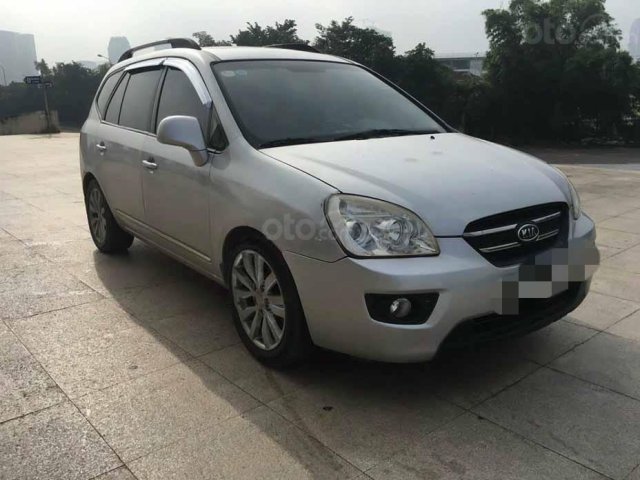 Bán xe Kia Carens 2.0 sản xuất 2010, màu bạc còn mới