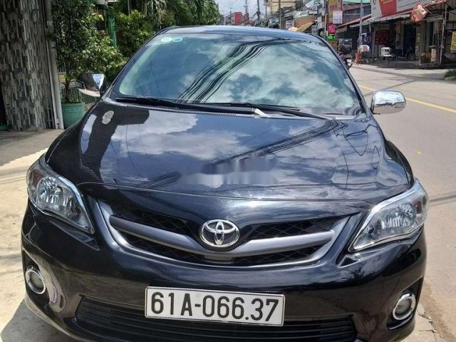 Bán Toyota Corolla Altis 2012, màu đen