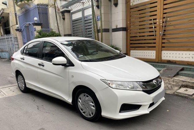 Bán Honda City 1.5AT đời 2017, màu trắng còn mới 