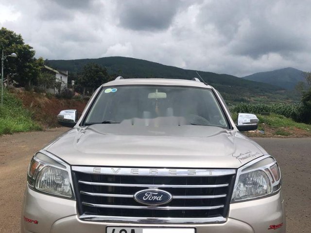 Cần bán gấp Ford Everest sản xuất năm 2009, giá 400tr0