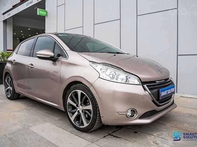 Bán Peugeot 208 sản xuất năm 2015, màu hồng còn mới, 500tr0