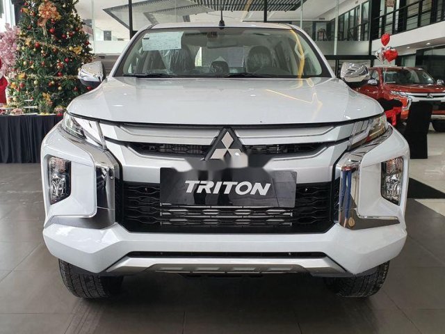 Bán xe Mitsubishi Triton đời 2020, màu trắng, giá chỉ 740 triệu