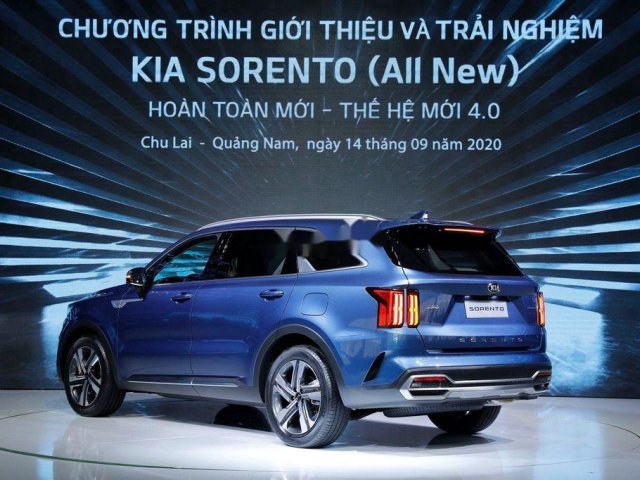 Bán ô tô Kia Sorento đời 2021, màu xanh lam