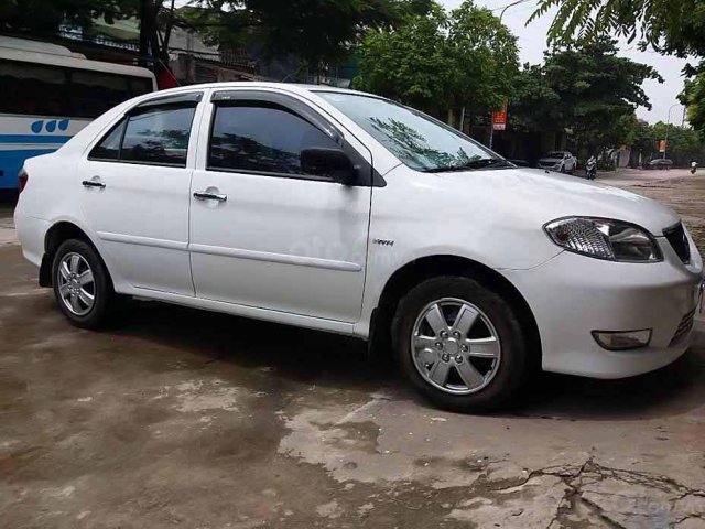 Bán Toyota Vios sản xuất năm 2005, màu trắng, xe gia đình0