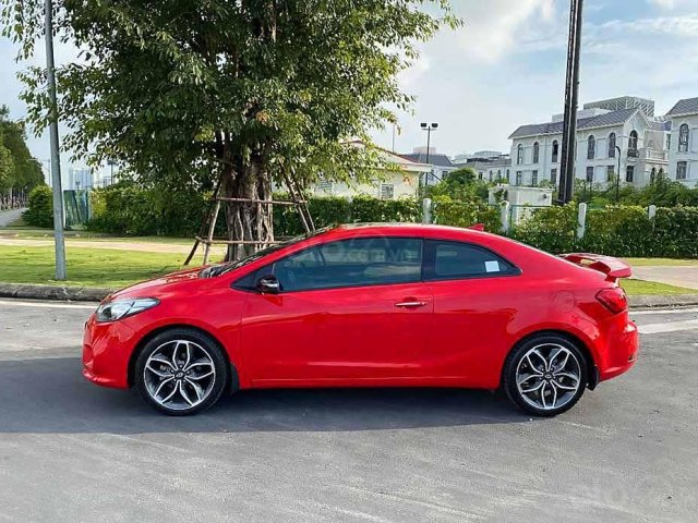 Cần bán gấp Kia Cerato 2.0 Koup sản xuất năm 2014, màu đen, nhập khẩu