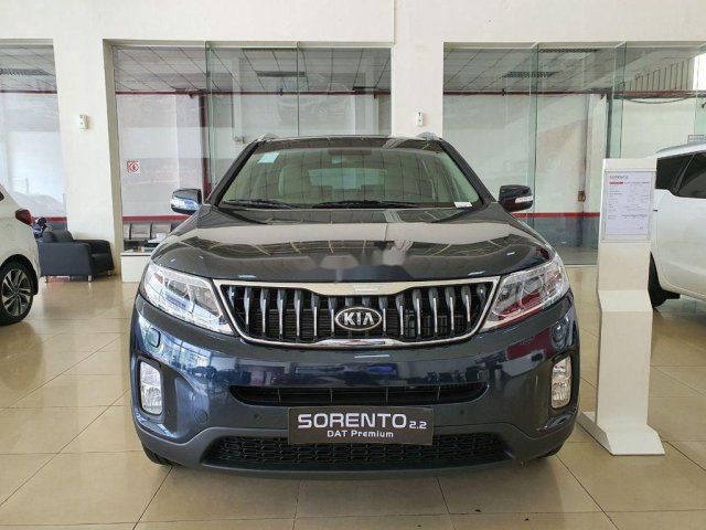 Cần bán xe Kia Sorento 2.2 DAT Premium đời 2020, màu xanh, giá cạnh tranh0