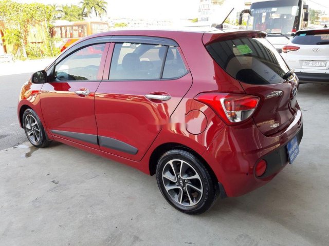 Bán Hyundai Grand i10 đời 2017, màu đỏ 