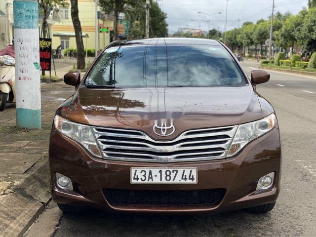 Bán Toyota Venza năm 2010, màu nâu, nhập khẩu nguyên chiếc xe gia đình