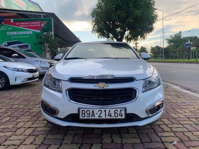 Bán Chevrolet Cruze sản xuất 2017, số sàn, giá cạnh tranh0