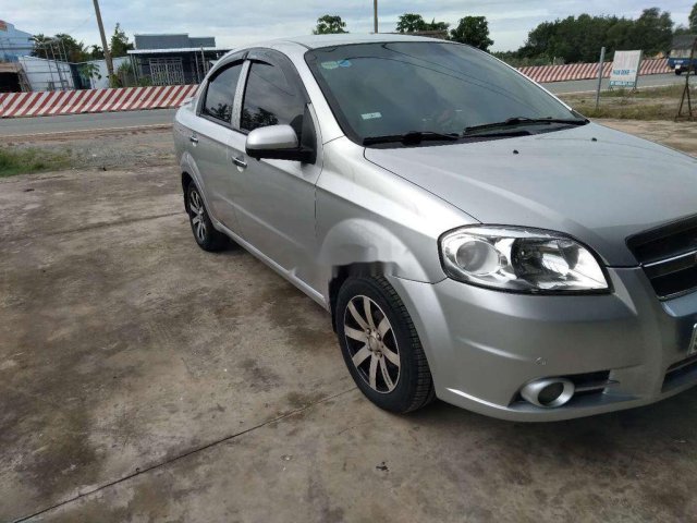 Bán xe Chevrolet Aveo sản xuất năm 2011, nhập khẩu nguyên chiếc 