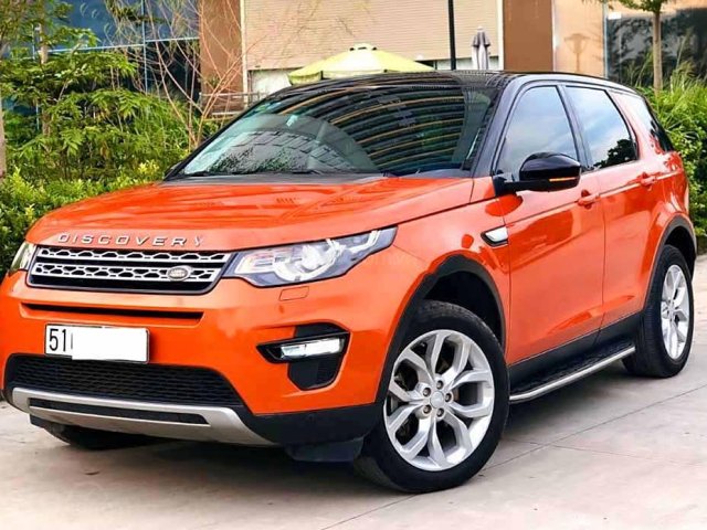 Cần bán lại xe LandRover Discovery Sport HSE si4 năm sản xuất 2018, màu nâu, xe nhập còn mới0