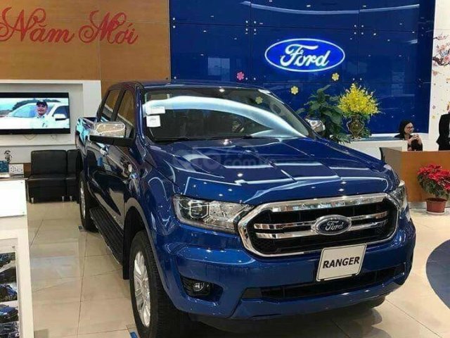 Bán xe Ford Ranger XLT Limited 2.0L 4x4 AT đời 2020, nhập khẩu nguyên chiếc giao xe luôn T10