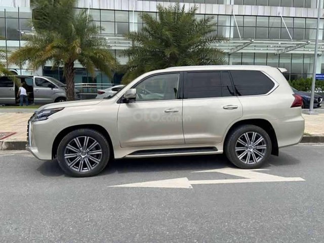 Cần bán gấp Lexus LX 570 năm sản xuất 2015, nhập khẩu nguyên chiếc0