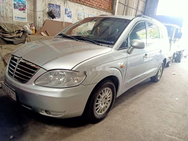 Bán lại xe Ssangyong Stavic đời 2008, màu bạc, nhập khẩu, máy dầu, 5chỗ, tải 280kg0