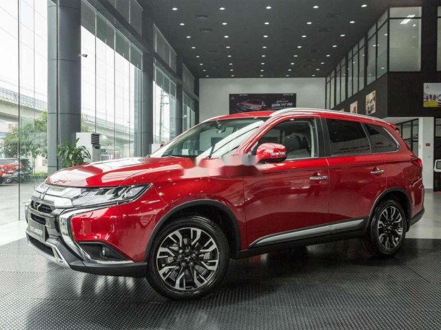 Bán Mitsubishi Outlander năm 2020, màu đỏ, mới hoàn toàn