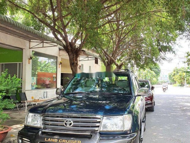 Bán xe Toyota Land Cruiser sản xuất năm 2003 còn mới0