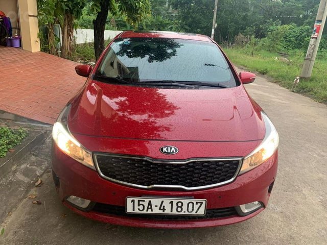 Bán Kia Cerato 2018 2.0 AT, màu đỏ0