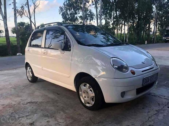 Bán xe Daewoo Matiz năm sản xuất 2005, màu trắng còn mới0