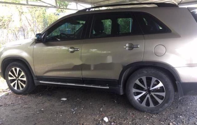 Cần bán Kia Sorento sản xuất 2016 còn mới