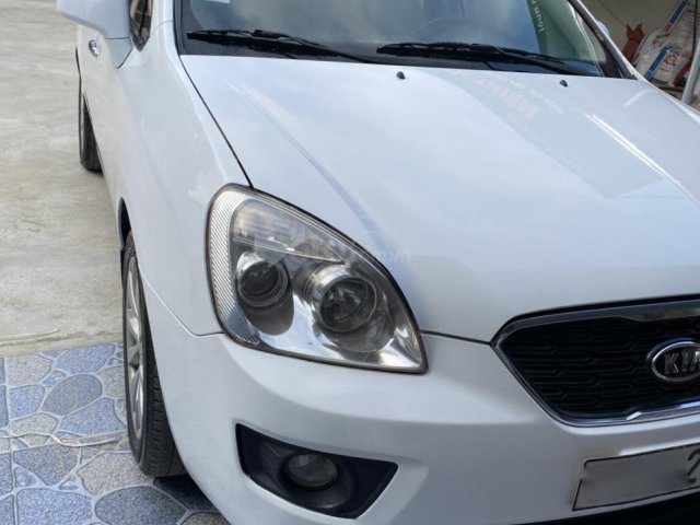 Cần bán Kia Carens đời 2013 bản full 2.0 số sàn xe zin không lỗi nhỏ, giá chỉ 285 triệu, xem xe tại Thái Nguyên0