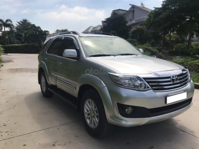 Cần bán xe Toyota Fortuner 2.7V 4x2 AT 20130