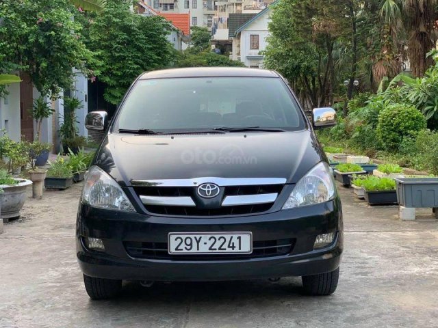 Bán xe Toyota Innova sx 2006, màu đen0