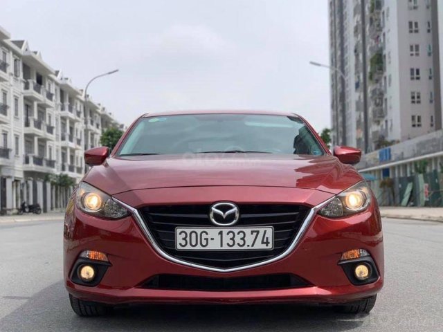 Bán xe Mazda 3 sx 2015, màu đỏ sang trọng0