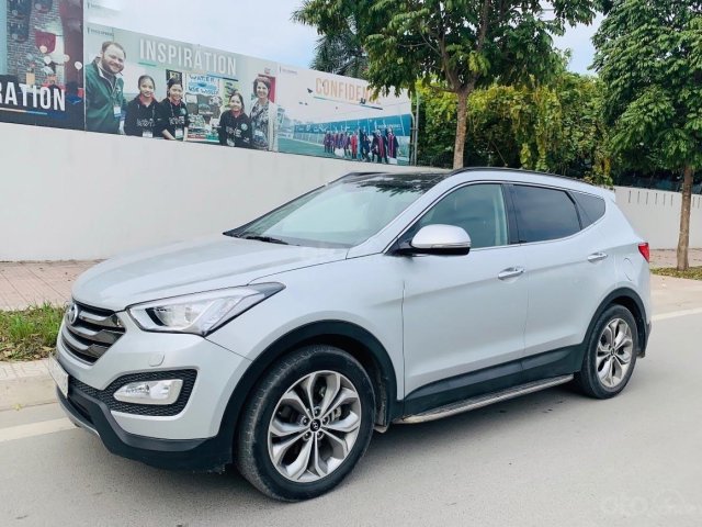 Bán xe Hyundai Santa Fe đời 2014, màu bạc0