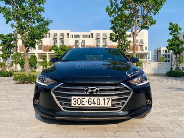 Hyundai Elantra 2.0 sản xuất 2016, màu đen