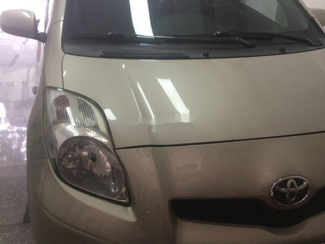 Cần bán lại xe Toyota Yaris năm 2009, xe nhập còn mới0