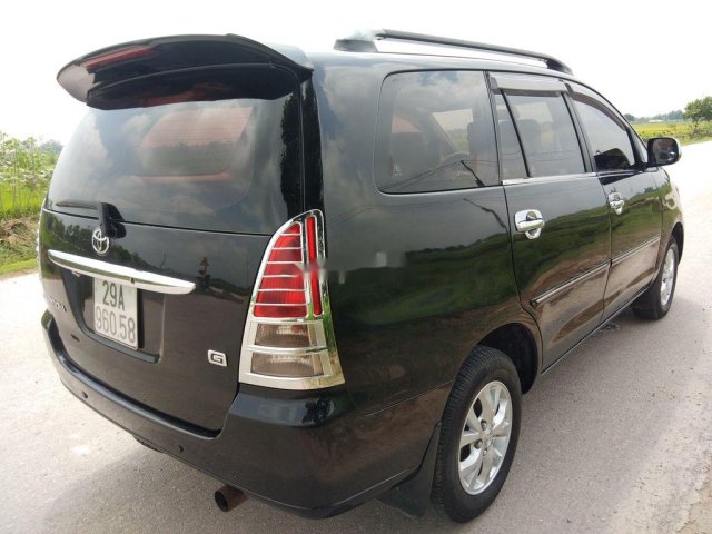 Xe Toyota Innova năm 2006, màu đen còn mới, giá tốt0