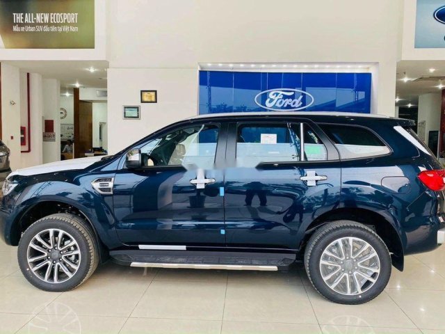 Cần bán Ford Everest 2020, màu xanh lam, nhập khẩu0