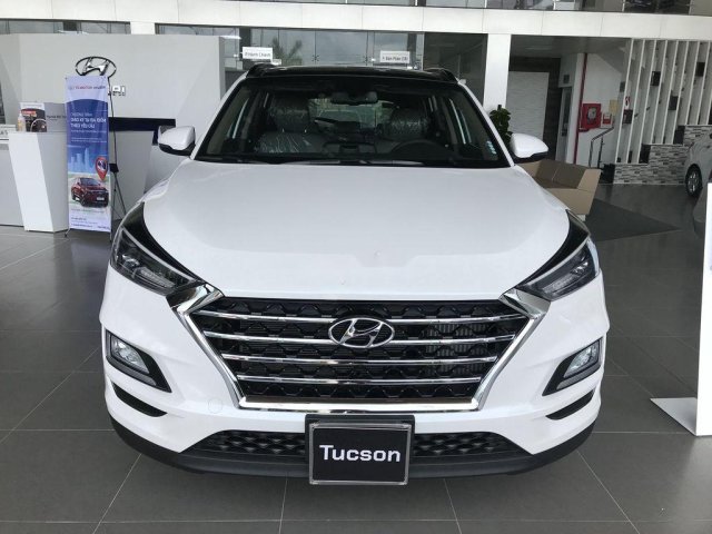 Bán xe Hyundai Tucson đời 2019, màu trắng, xe nhập, giá chỉ 890 triệu0