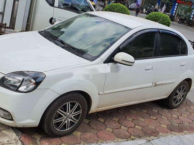 Cần bán Kia Rio đời 2009, màu trắng, nhập khẩu nguyên chiếc