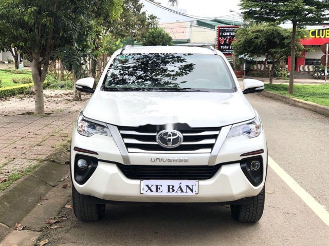 Cần bán xe Toyota Fortuner sản xuất 2017, màu trắng, xe nhập xe gia đình, 815 triệu0