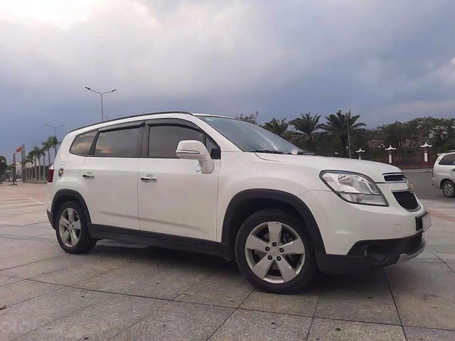 Cần bán lại xe Chevrolet Orlando năm 2017, màu trắng, giá thấp0